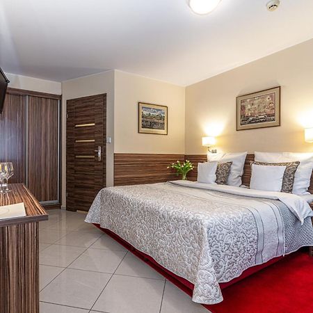 Hotel Soray Wieliczka Buitenkant foto