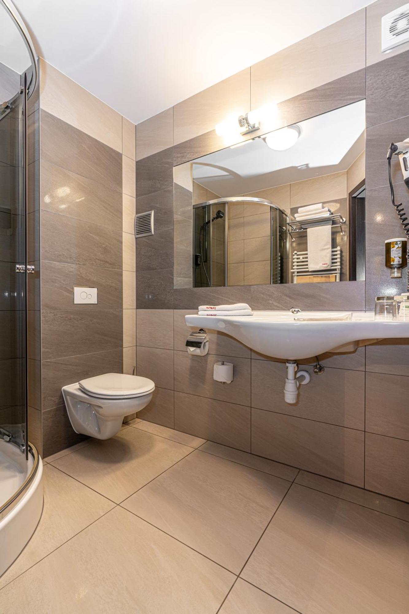 Hotel Soray Wieliczka Buitenkant foto