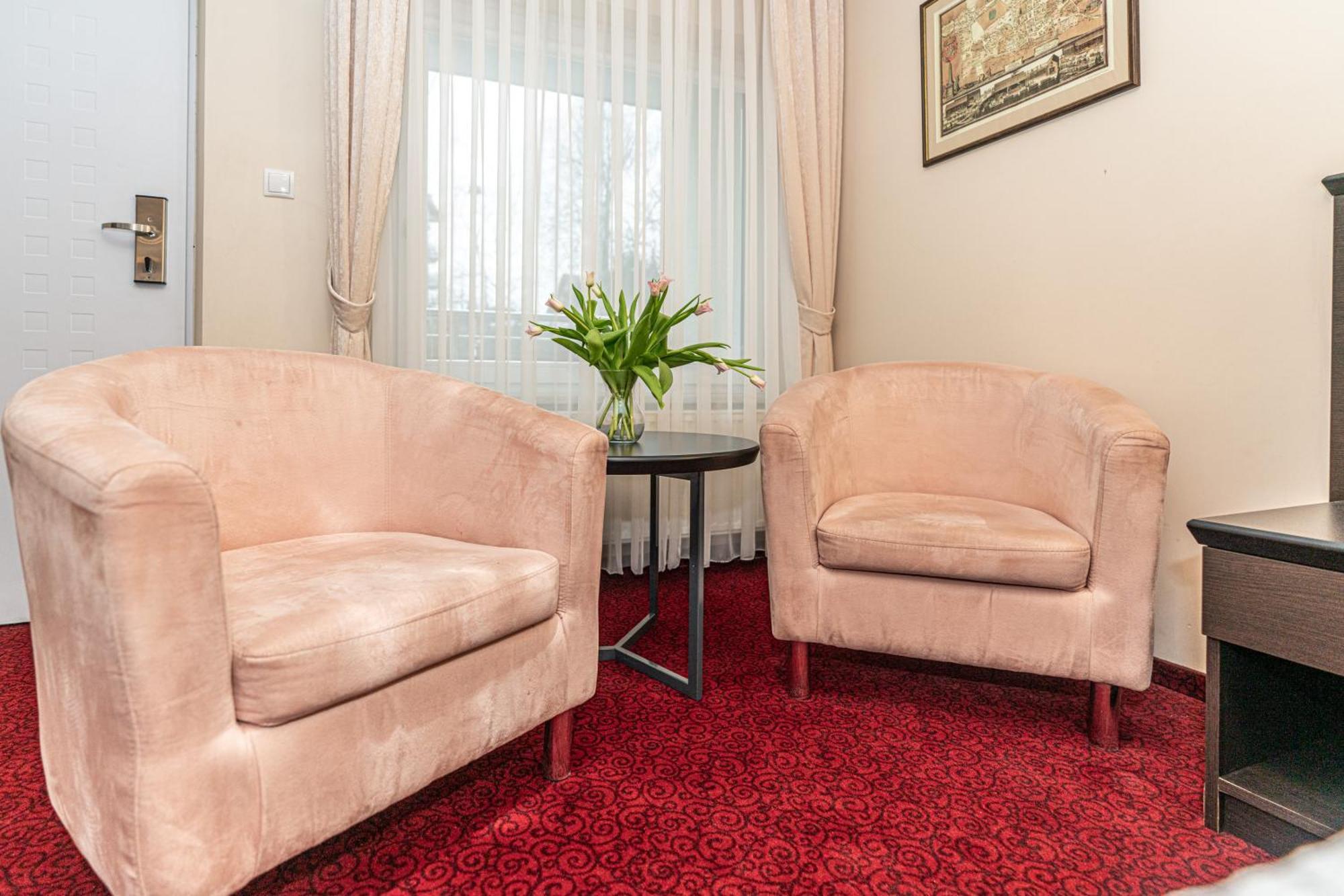 Hotel Soray Wieliczka Buitenkant foto