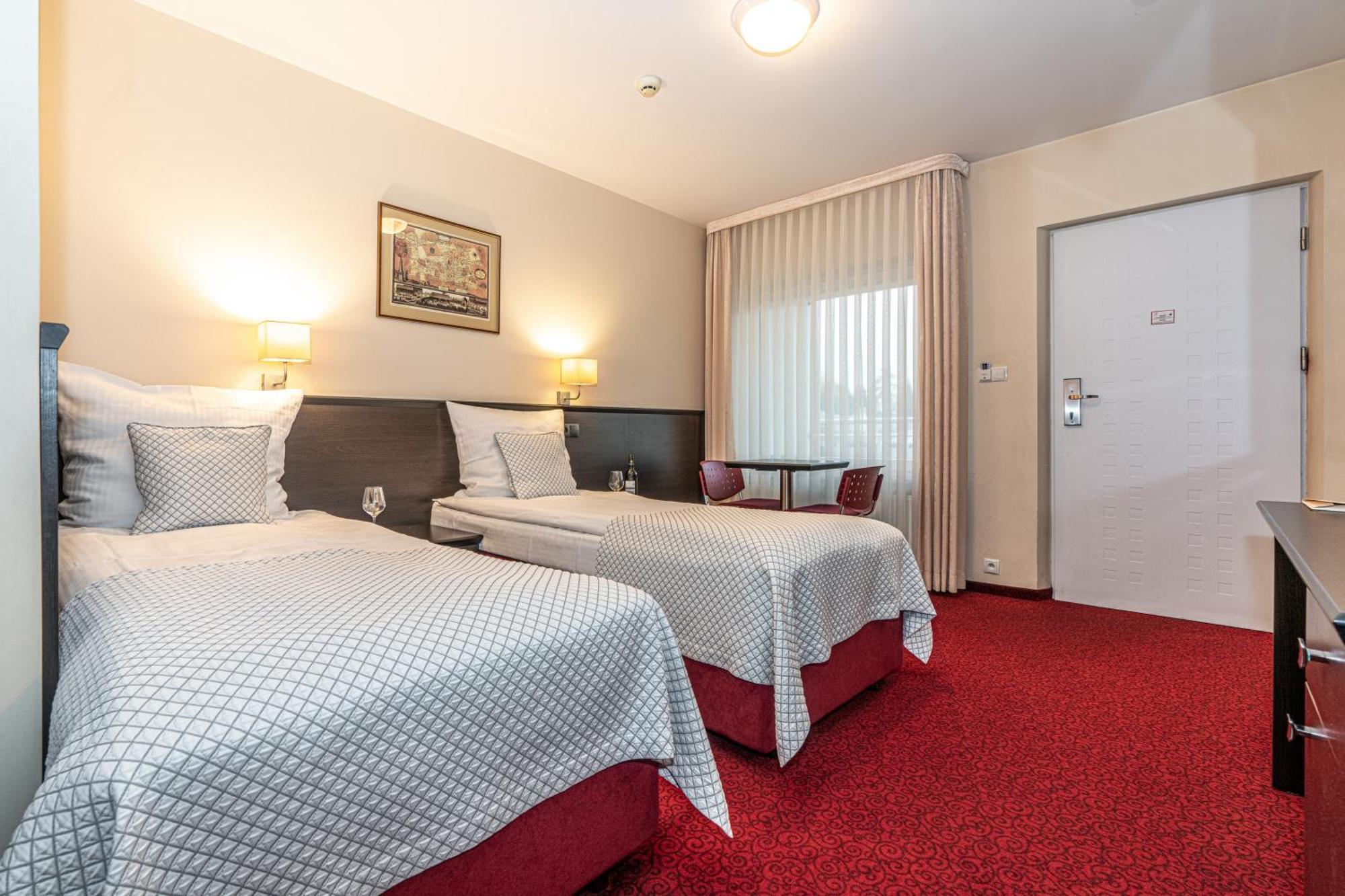 Hotel Soray Wieliczka Buitenkant foto
