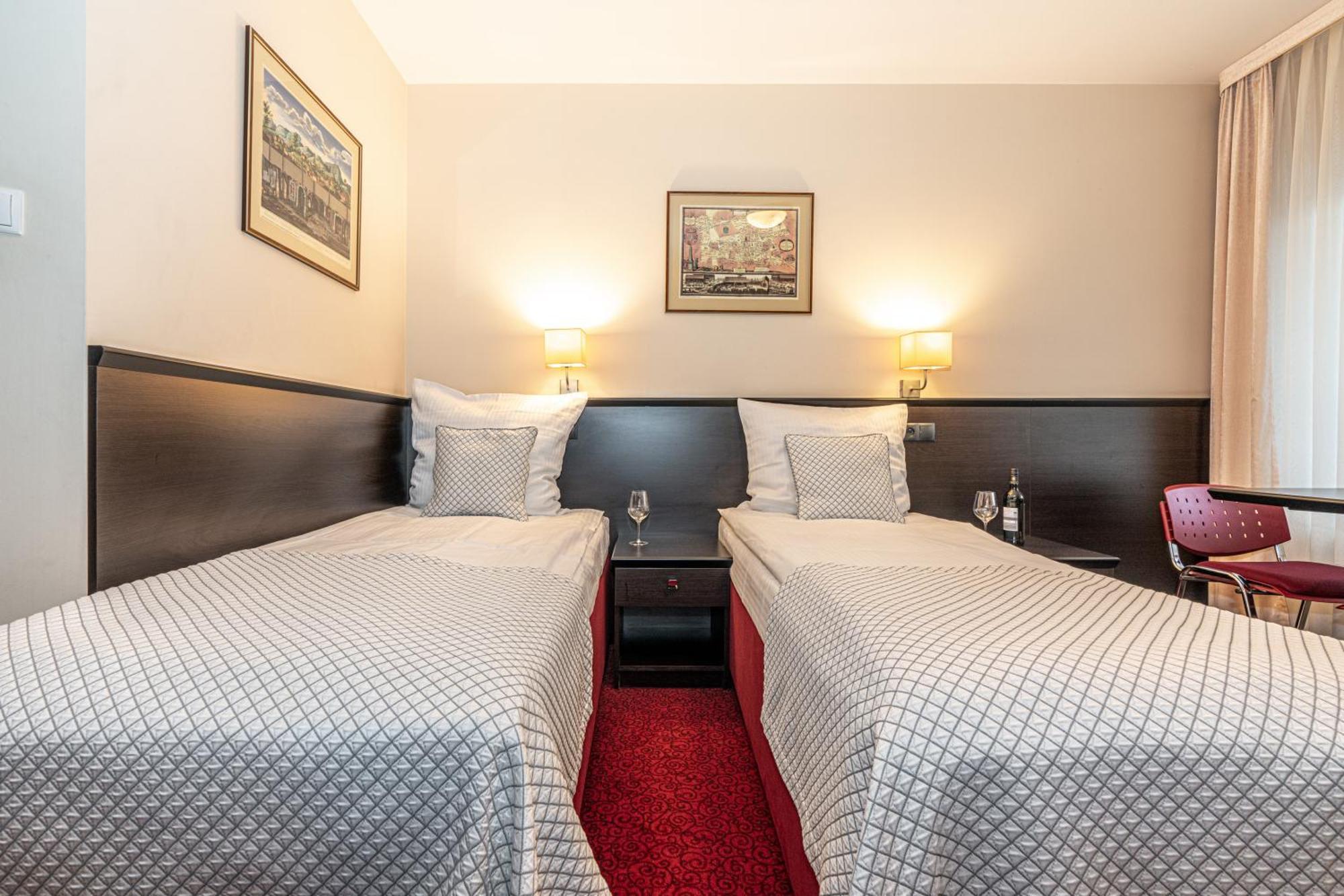 Hotel Soray Wieliczka Buitenkant foto