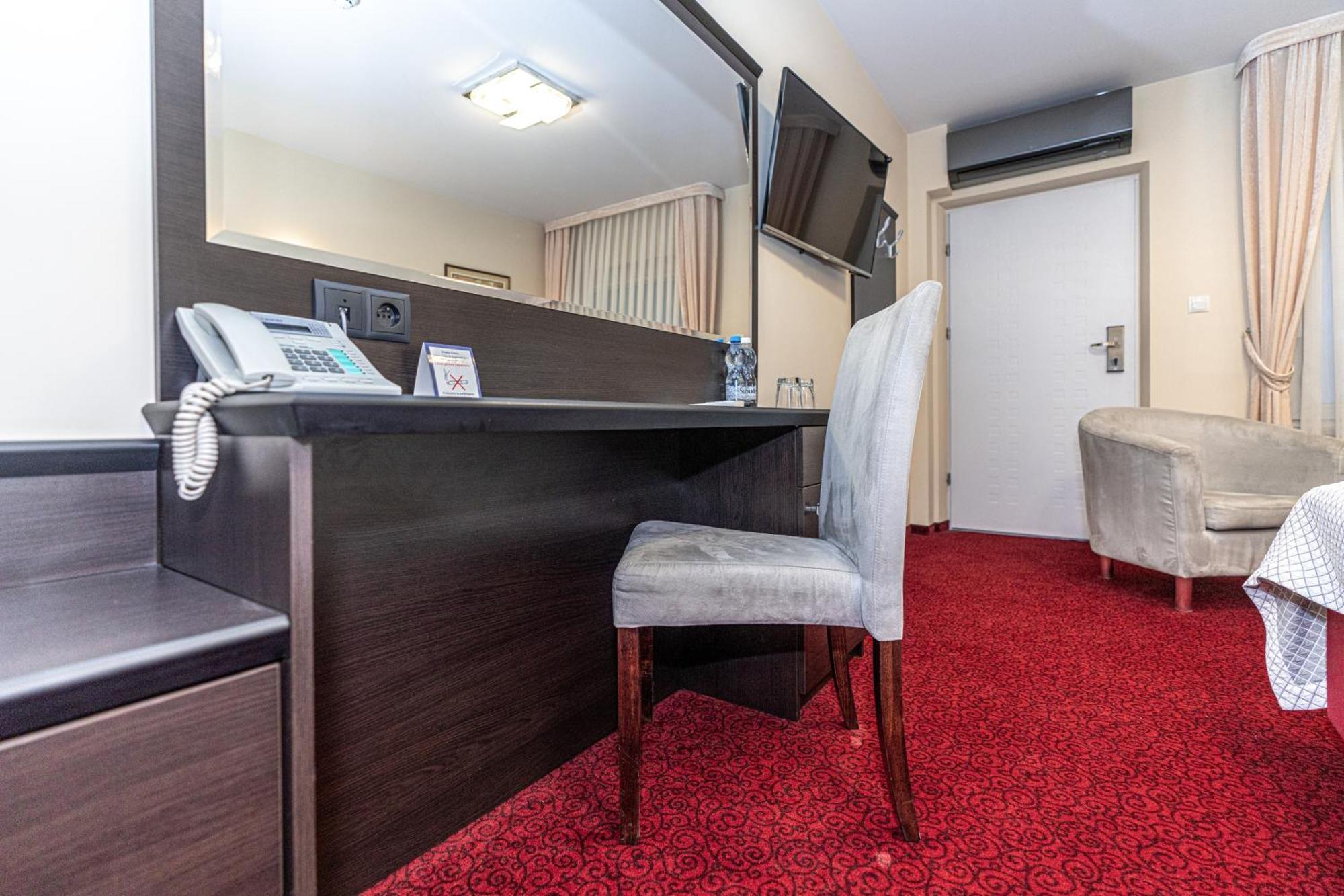 Hotel Soray Wieliczka Buitenkant foto