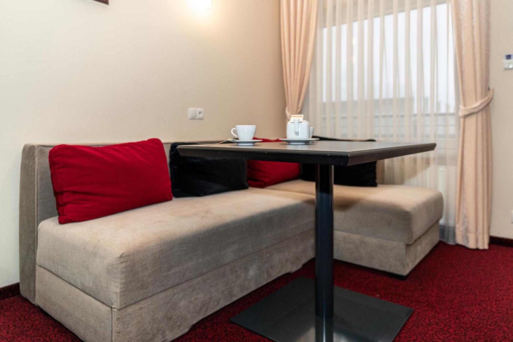 Hotel Soray Wieliczka Buitenkant foto