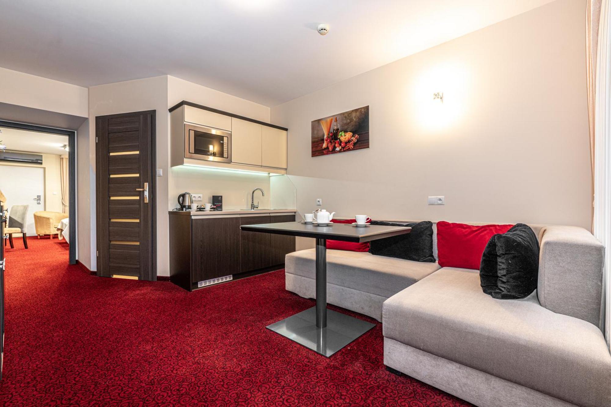 Hotel Soray Wieliczka Buitenkant foto