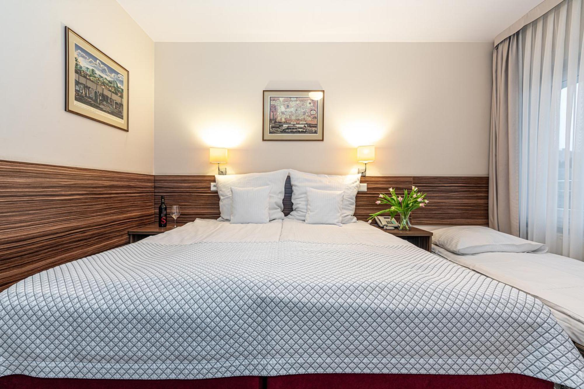 Hotel Soray Wieliczka Buitenkant foto